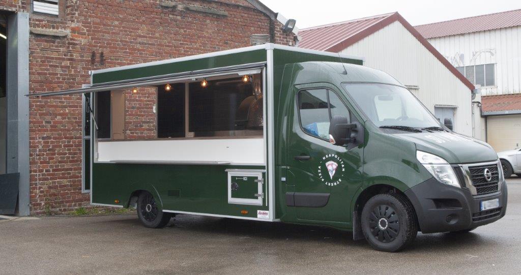 Camion pizza Nissan NV400 four napolitain mixte Camion pizza www.ecomag-france.fr